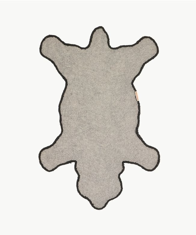Blooming black bear rug small