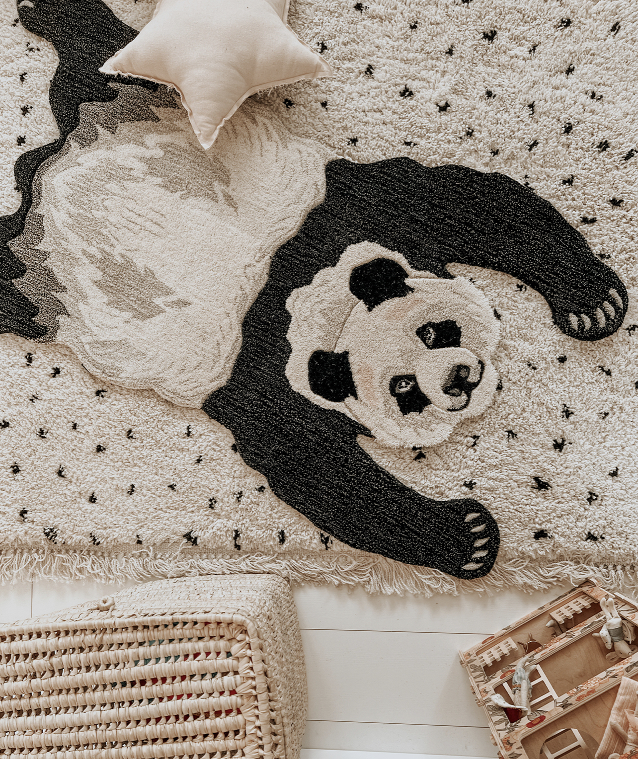 Plumpy panda large rug 