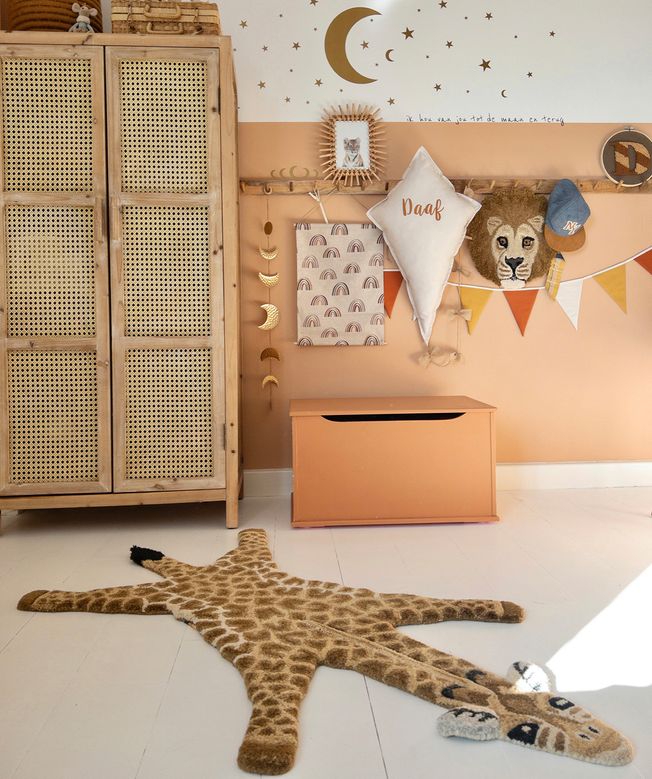 Gimpy giraffe rug small 